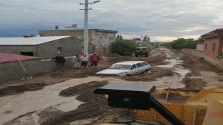 Sel nedeniyle Nevşehir-Aksaray Karayolu ulaşıma kapandı