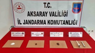 Uyuşturucu tacirlerine jandarma baskını: 4 gözaltı