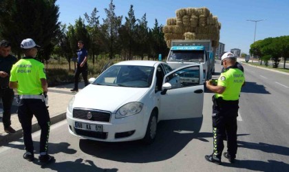 Aksarayda asayiş ve trafik uygulamaları gündüz de devam ediyor