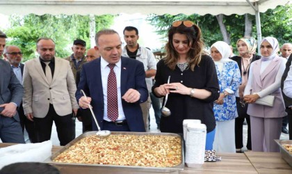 Ardahanda aşure etkinliği düzenlendi