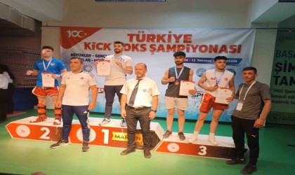 Batmana kick boksda Türkiye dereceleri geldi