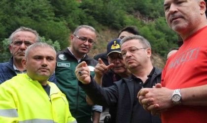 Giresun Valisi Ünlü yeni heyelanlar yaşanabileceğine dikkat çekerek vatandaşları uyardı