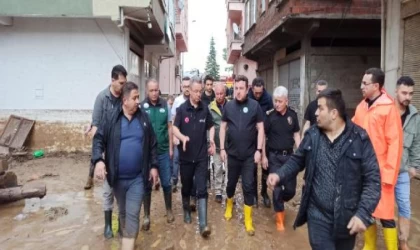 Giresun’da sağanak; dere taştı, evleri su bastı (3)