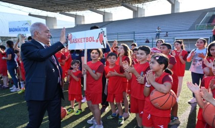 Osmaniye belediyesi yaz spor okulları eğitime başladı