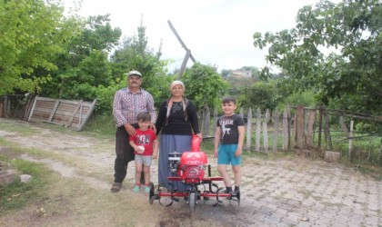 Osmaniyede çiftçilere motorlu çapa makinesi desteği