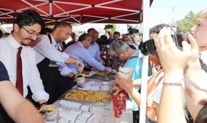 Patatesin başkenti Niğdede Dünya Patates Kızartma Günü etkinliği