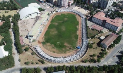 Siirt Atatürk Stadında çalışmalar devam ediyor