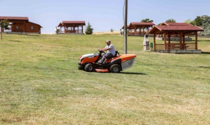 Uşak Belediyesi üst yapı çalışmalarına hız kesmeden devam ediyor