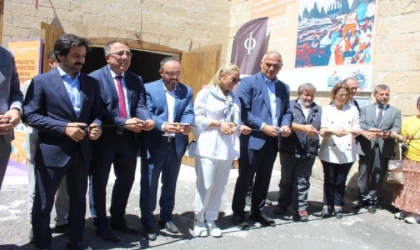 Bakan Ersoy: Hedefimiz; 2028 yılına kadar 35 şehirde Kültür Yolu Festivalleri’ni gerçekleştirmek (2)