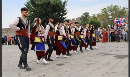 Bal Festivali devam ediyor