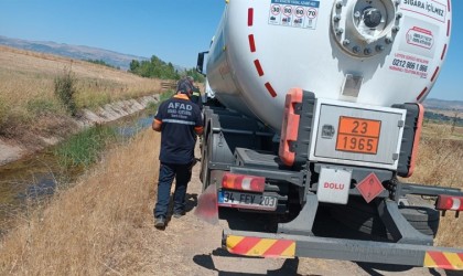 Bingölde akaryakıt tankerindeki gaz sızıntısı ekipleri harekete geçirdi