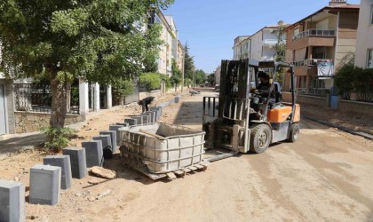 Karaman Belediyesinde kaldırım çalışmaları devam ediyor