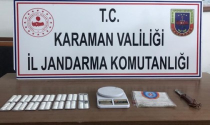 Karamanda mısır tarlasına kenevir eken 2 kişi tutuklandı