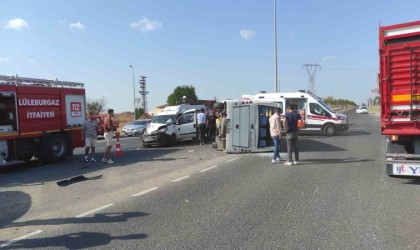 Kırklarelinde trafik kazası: 3 yaralı