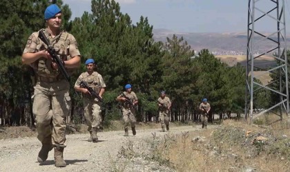 Komandolar orman yangınlarına karşı teyakkuzda: Yeşil doğanın canlıları onlara emanet