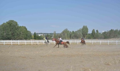 Malazgirt Zaferinin 952. yıl dönümü coşkuyla kutlanmaya devam ediyor