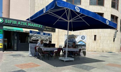 Uşak Üniversitesi, Ataparkta tercih standı açtı