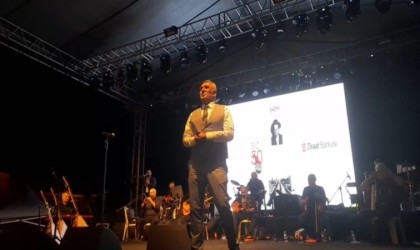 Yavuz Bingöl Malazgirtte konser verdi