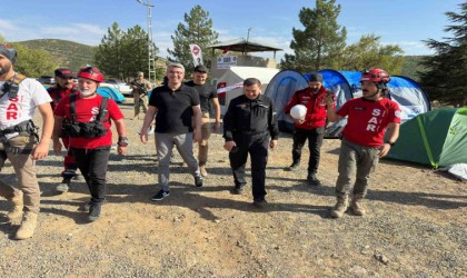 Bingölde SAR ekibi, gönüllülere kamplı eğitim verdi