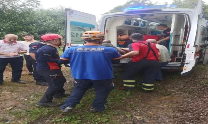 Düştüğü su deposunda mahsur kalan kadın, kurtarıldı