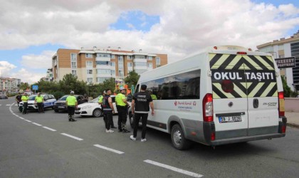 Emniyet, okul çevrelerini abluka altına aldı: Öğrencilerin kılına bile zarar gelmeyecek