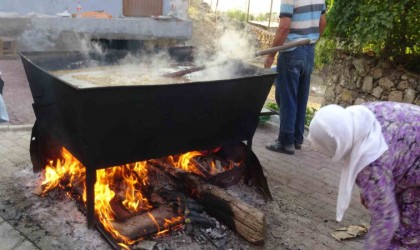 Gercüşte bulgur kaynatma geleneği yüzyıllardır sürdürülüyor