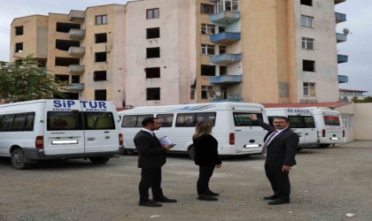 Iğdırda metruk binalar yıkılıyor