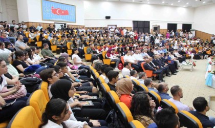 Nobel ödüllü Prof. Dr. Aziz Sancar Batmanlı öğrencilerle buluştu