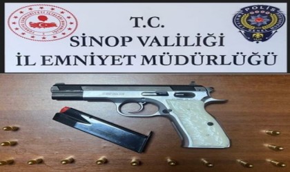 Sinopta şok uygulama: 1 ruhsatsız tabanca ele geçirildi