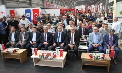 Uşak Tarım ve Hayvancılık Teknolojileri Fuarı kapılarını açtı