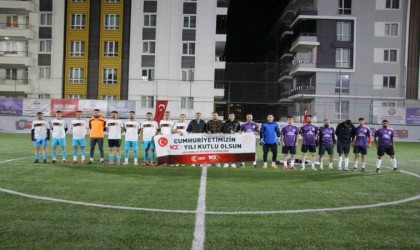 Ağrıda 100. Yıl Futbol Turnuvasının Şampiyonu Çanakkale Spor Oldu