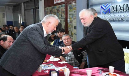 Başkan Başdeğirmen, görme engelli bir vatandaşın konuşan saat talebini anında yerine getirdi