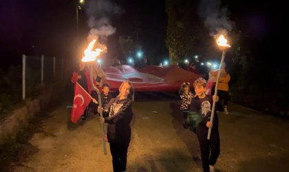 Cumhuriyetin 100. yılında Ardeşende yürüyüş yapıldı