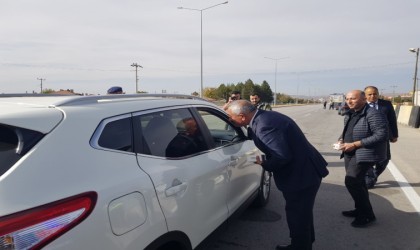 Cumhuriyetin 100. yılında sürücülere leblebi dağıtıldı