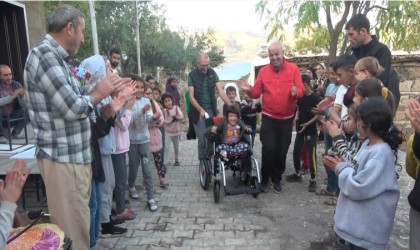 Doğuştan engelli Melikeye 100. yıl hediyesi