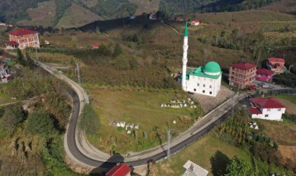 Ordu Büyükşehir, asfalt yol çalışmalarına devam ediyor