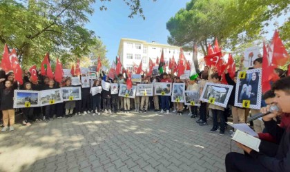 Şehit Osman Er Anadolu İmam Hatip Lisesi öğrencileri İsrailin Gazzeye saldırılarına tepki gösterdi