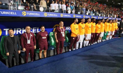 Trendyol Süper Lig: Çaykur Rizespor: 0 - Galatasaray: 0 (İlk yarı)