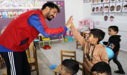 Ağrı Gençlik Merkezi, Yavuz Selim İlkokulunda eğlenceli bir gün düzenledi