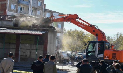 Bakan Özhaseki, Uşakta kentsel dönüşümün startını verdi