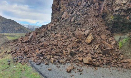 Batmanda sağanak nedeniyle 17 köyün yolu ulaşıma kapandı