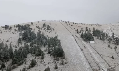 Kartalkaya’ya mevsimin ilk karı düştü