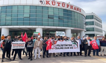 Osmaniyede üniversiteli gençler İsrailin Gazzeye yönelik saldırılarını kınadı