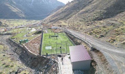 Şırnakta terör yuvası olan bölge vatandaşlar için halı saha oldu