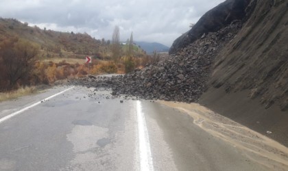 Tuncelide sağanak yağış ve fırtına etkili oluyor