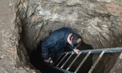 Bayrak dikmek için çukur açılırken tarihe rastlandı; su sarnıcı, dehliz ve 30 metrelik yapı bulundu