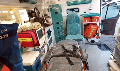 Bitlis İl Sağlık Müdürlüğü bünyesine 2 ambulans daha tahsis edildi