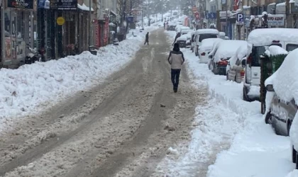 Bolu Dağı’nda kar yağışı (2)