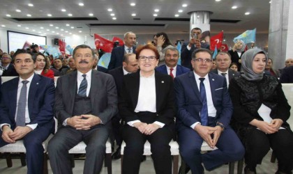 İyi Parti Genel Başkanı Akşener: Hiçbir ülkeye posta koyamadığımız bir alengirli dış politikayla karşı karşıyayız