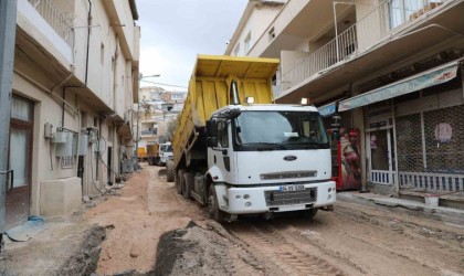 Mardin genelinde yol çalışmaları devam ediyor